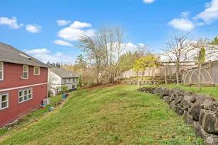 2372 Douglas Dr NE, Bainbridge Island, WA 98110 - Photo 28