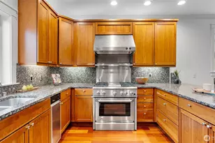 2372 Douglas Dr NE, Bainbridge Island, WA 98110 - Photo 16