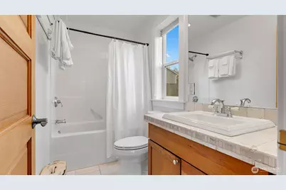 2372 Douglas Drive NE, Bainbridge Island, WA 98110 - Photo 20