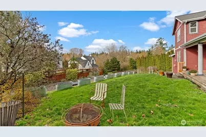 2372 Douglas Drive NE, Bainbridge Island, WA 98110 - Photo 32