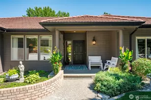 2013 Linville Dr, Wenatchee, WA 98801 - Photo 2