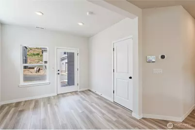 2124 Plumridge Court, Wenatchee, WA 98801 - Photo 14