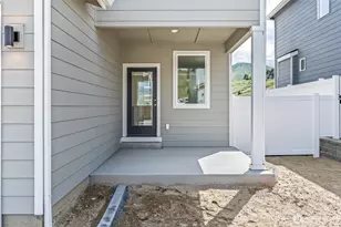 2122 Plumridge Ct, Wenatchee, WA 98801 - Photo 4