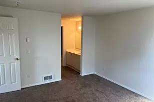 1160 Monroe Ave NE, Renton, WA 98056 - Photo 12