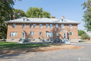 202 W 1st St, Prescott, WA 99348 - Photo 6