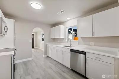 639 Elizabeth St, Sumner, WA 98390 - Photo 8