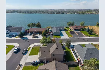 401 S Birch Street, Moses Lake, WA 98837 - Photo 10