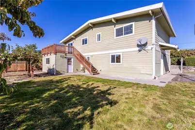 3905 NE 6th Street, Renton, WA 98056 - Photo 30