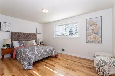 3905 NE 6th Street, Renton, WA 98056 - Photo 12