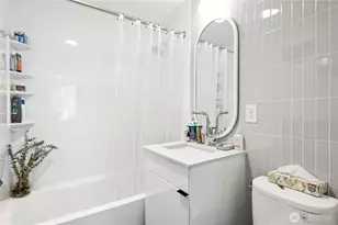 800 Queen Anne Ave N, Seattle, WA 98109 - Photo 16