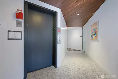 800 Queen Anne Avenue N, Seattle, WA 98109 - Photo 10