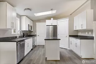 871 Thistle Patch Ln, Coupeville, WA 98239 - Photo 8