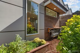 9221 Linden Ave, Seattle, WA 98103 - Photo 28