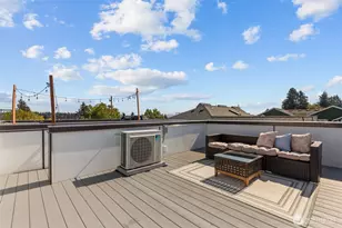 9221 Linden Ave, Seattle, WA 98103 - Photo 24