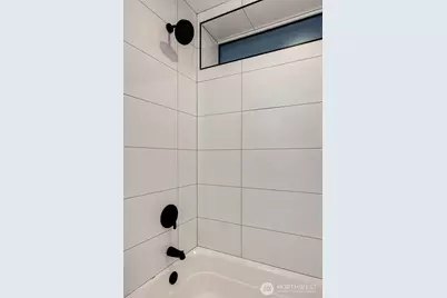 1421 19th Avenue #D, Seattle, WA 98122 - Photo 12