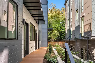 1421 19th Avenue #D, Seattle, WA 98122 - Photo 30