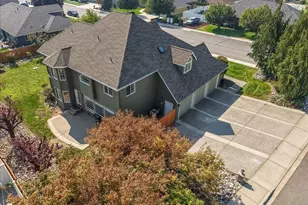 1653 Holly Ln, East Wenatchee, WA 98802 - Photo 4