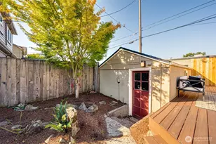 307 E 22nd St, Vancouver, WA 98663 - Photo 26