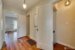 307 E 22nd St, Vancouver, WA 98663 - Photo 12
