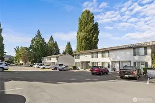 429 37th St SE, Auburn, WA 98002 - Photo 4