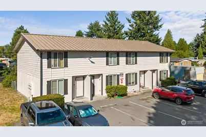 429 37th Street SE, Auburn, WA 98002 - Photo 2