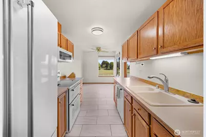 101 Pine Avenue #105, Snohomish, WA 98290 - Photo 12