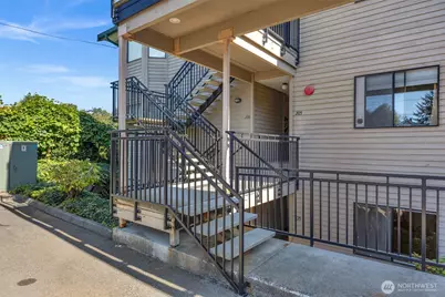 101 Pine Avenue #105, Snohomish, WA 98290 - Photo 22