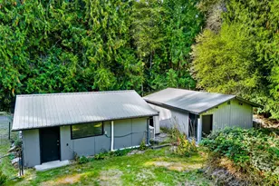 110 E Beach Shore Dr, Shelton, WA 98584 - Photo 2