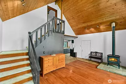 110 E Beach Shore Drive, Shelton, WA 98584 - Photo 8