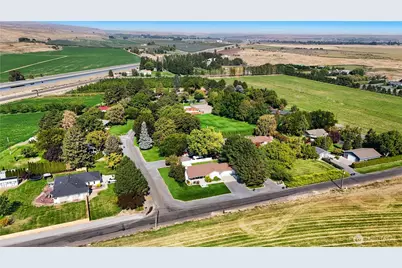 2176 Road 17.7 NW, Ephrata, WA 98823 - Photo 1