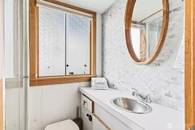 2401 N Northlake Way, Seattle, WA 98103 - Photo 6