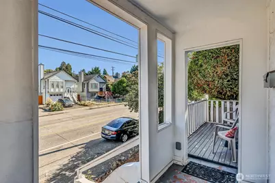 911 Martin Luther King Jr Way, Seattle, WA 98122 - Photo 4