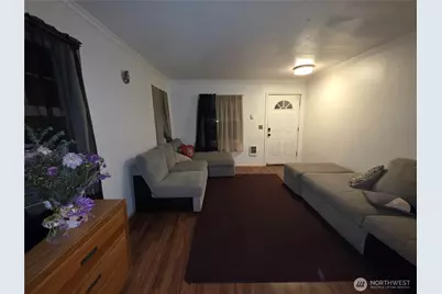 1425 S 56th St, Tacoma, WA 98408 - Photo 8