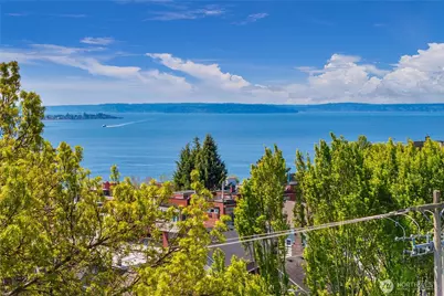 223 W Kinnear Place, Seattle, WA 98119 - Photo 26
