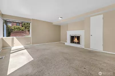 223 W Kinnear Place, Seattle, WA 98119 - Photo 20