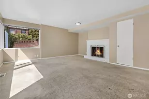 223 W Kinnear Pl, Seattle, WA 98119 - Photo 20