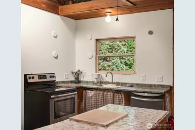 10320 SW Cove Road, Vashon, WA 98070 - Photo 4
