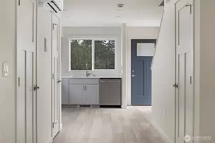 1032 4 Guard St, Friday Harbor, WA 98250 - Photo 12