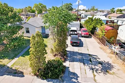 214 W Knolls Vista Drive, Moses Lake, WA 98837 - Photo 1