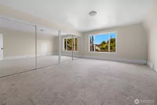 924 3rd Ave W, Seattle, WA 98119 - Photo 12