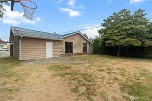 1717 E St, Lynden, WA 98264 - Photo 30