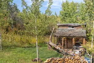 653B Ellemeham Mountain Rd, Oroville, WA 98844 - Photo 18