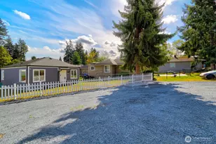 6611 Commercial Ave, Everett, WA 98203 - Photo 2