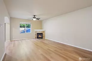 19117 87th Ave Ct E, Puyallup, WA 98375 - Photo 8