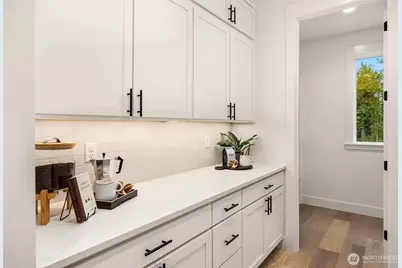 14870 Site 5 NE 2nd Court, Bellevue, WA 98007 - Photo 18