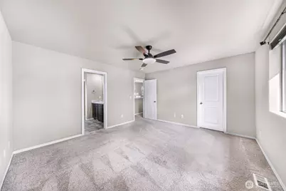 930 Cove View Circle, Oak Harbor, WA 98277 - Photo 18
