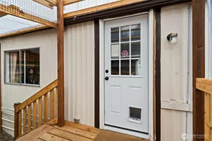 1050 Howard St, Raymond, WA 98577 - Photo 4