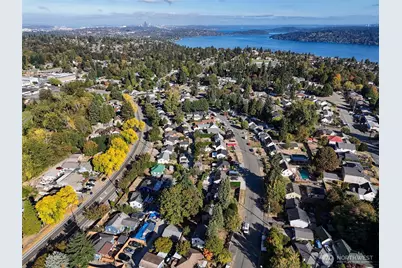 12077 75th Avenue S, Seattle, WA 98178 - Photo 34