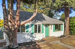 12077 75th Ave S, Seattle, WA 98178 - Photo 2