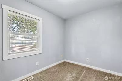 806 26th Place SE, Auburn, WA 98002 - Photo 12